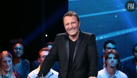 Arthur va produire un pilote de jeu pour France 2.