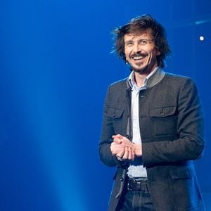 Arnaud Tsamère s'est blessé