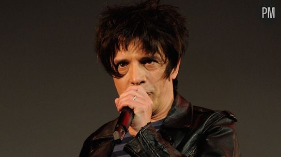 Nicola Sirkis s'en prend à Arthur