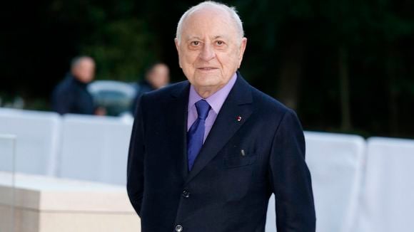 SwissLeaks/Gad Elmaleh : Pierre Bergé, actionnaire du "Monde", critique violemment le quotidien