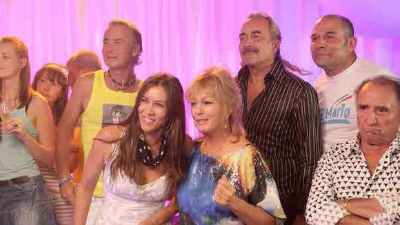 Audiences : "Camping 2" devance la soirée départementales de France 3, France 2 et M6 déçoivent