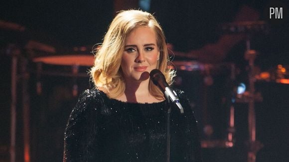 Adele toujours en tête des charts français