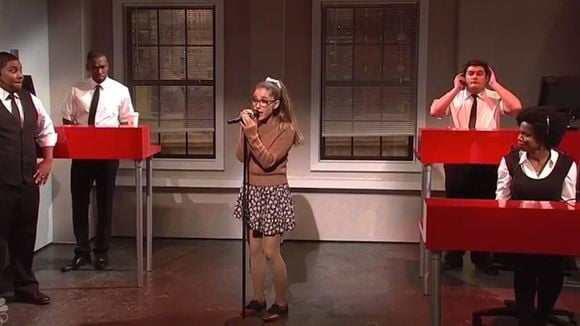 "Saturday Night Live" : Ariana Grande sauve Tidal en imitant Britney, Rihanna, Céline Dion...