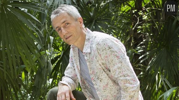 Alain, 55 ans, cadre dans la banque, dans "The Island" saison 2