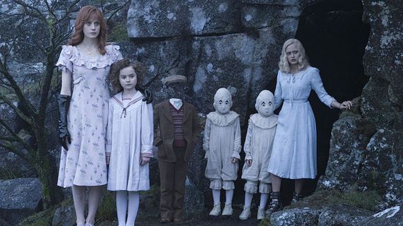 Bande-annonce : Tim Burton de retour avec le conte fantastique "Miss Peregrine et les enfants particuliers"