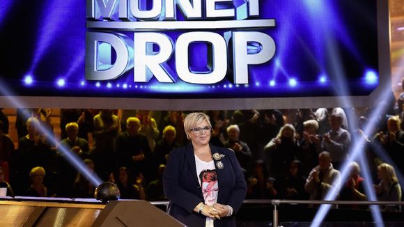 Audiences access : "Money Drop" petit leader, "C à vous" frôle le million, la P2 du "Grand Journal" stable