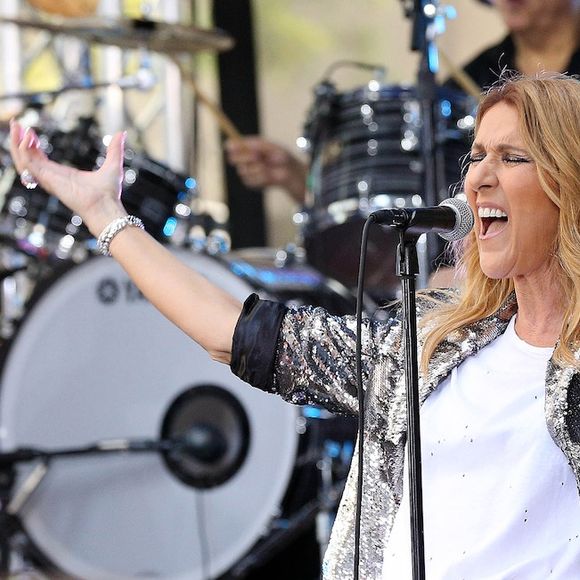 Céline Dion toujours en tête des ventes d'albums