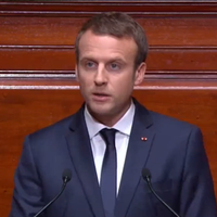 Emmanuel Macron appelle à "en finir avec cette recherche incessante du scandale"