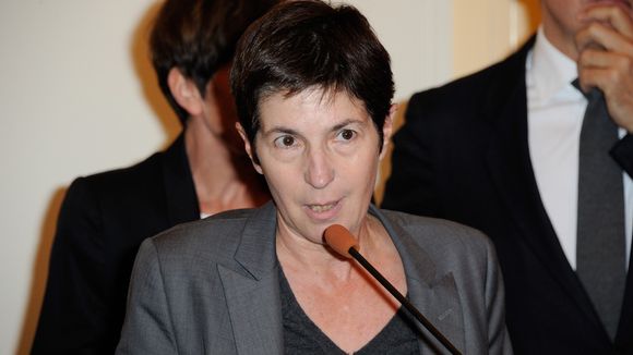 "On n'est pas couché" : Christine Angot remplace Vanessa Burggraf