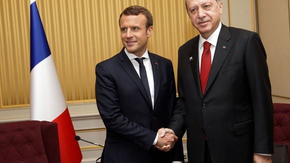 Les syndicats de journalistes interpellent Emmanuel Macron sur la liberté de la presse en Turquie