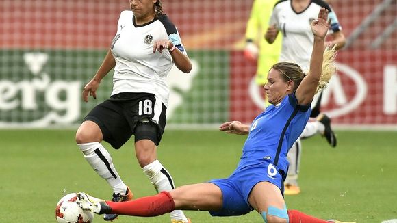 Audiences : France/ Autriche (UEFA Euro féminin) devance facilement "Les Invisibles" d'Arthur, France 5 leader TNT