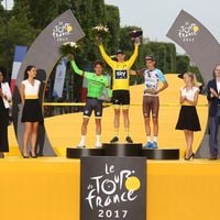 Audiences dimanche : France 2 au top grâce au Tour de France, "Sept à Huit" au plus bas sur TF1