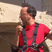 Apeuré, Jarry abandonne une épreuve de "Fort Boyard"