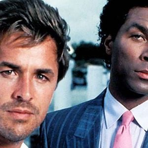 Don Johnson et Philip Michael Thomas dans "Deux flics à Miami"