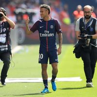 Neymar au PSG : L'incroyable écho médiatique du transfert du siècle