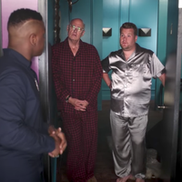 "The Boyega Is Mine" : James Corden et Jeffrey Tambor parodient Brandy et Monica