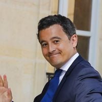 Gérald Darmanin s'attaque aux kiosques numériques