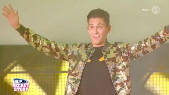 "Secret Story 11" : Piégé, Bryan quitte la maison et découvre un plateau vide !