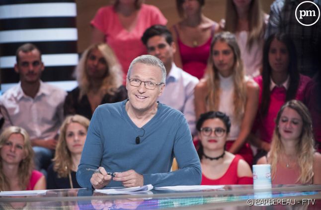 Laurent Ruquier anime "Les Enfants de la télé" sur France 2