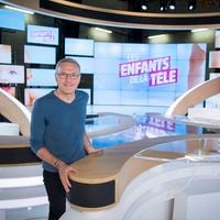 Audiences dimanche : "Les enfants de la télé" et "C politique, le débat" au top, "19h le dimanche" ne décolle pas