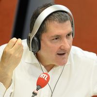 Audiences matinales radio : Calvi nouveau roi devant Demorand, Cohen moins fort que Sotto sur Europe 1