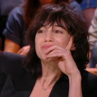 "Quotidien" : Charlotte Gainsbourg très émue en évoquant sa soeur disparue