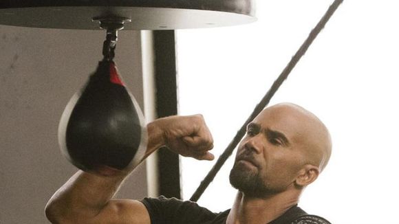 "S.W.A.T." : Une saison complète pour la nouvelle série de Shemar Moore, avant son arrivée sur TF1