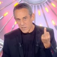 Squeezie dans "SLT" : Thierry Ardisson adresse un doigt d'honneur à Twitter