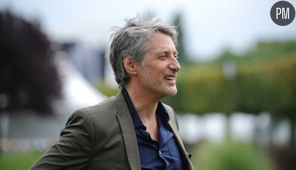 Antoine de Caunes part sur les routes de France pour Canal+