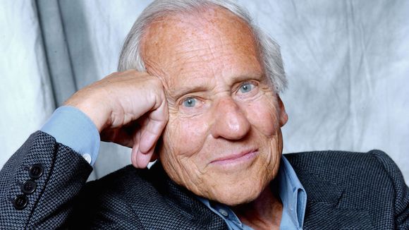 Mort de Jean d'Ormesson : Les chaînes et les radios bousculent leur programmation