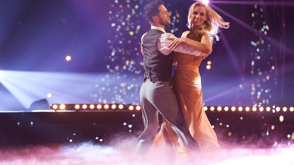 "Danse avec les stars" 2017, la demi-finale : Élodie Gossuin finalement éliminée, Lenni-Kim au top