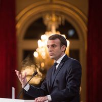 Emmanuel Macron : "Trop souvent, pouvoir et médias ont donné l'impression d'une complicité"