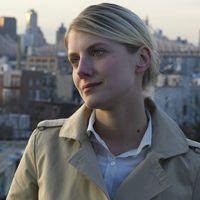 Moquée sur les réseaux sociaux, Mélanie Laurent est "blessée que personne ne prenne sa défense"