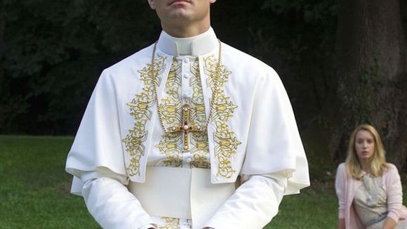 "The New Pope" : Jude Law finalement de retour dans la suite de "The Young Pope"