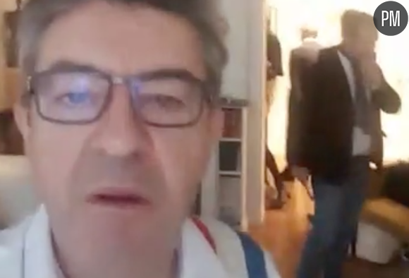 Jean-Luc Mélenchon en direct en Facebook Live lors de sa perquisition.