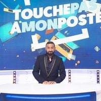 Audiences access 20h : Le "20 Heures" de TF1 puissant, "Touche pas à mon poste" en forme