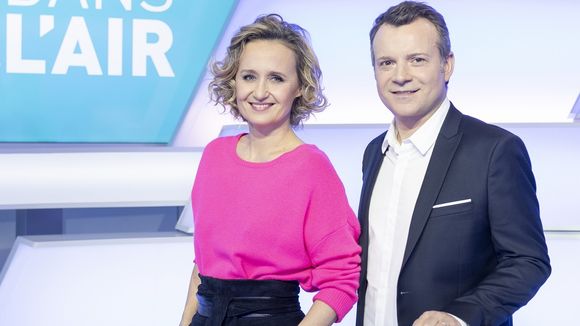 "C dans l'air" : Caroline Roux présente à puremedias.com le nouveau décor de l'émission