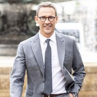 Julien Courbet animera l'adaptation française de "Shark Tank" sur M6
