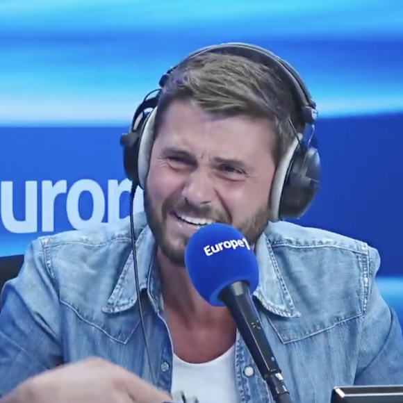 Christophe Beaugrand hilare sur Europe 1.