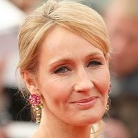 Propos transphobes : J.K. Rowling persiste et signe, Emma Watson prend la parole