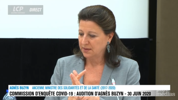 "Ces verbatims ne m'ont jamais été soumis" : Agnès Buzyn revient sur ses propos polémiques dans "Le Monde"