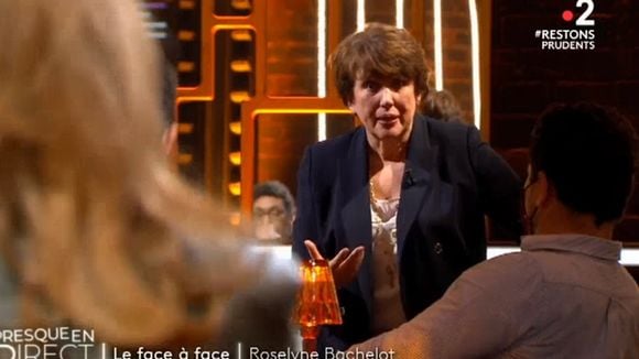 Roselyne Bachelot s'écharpe avec Léa Salamé sur France 2.