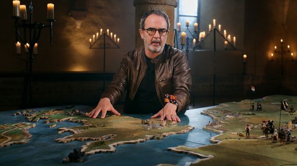 "La guerre des trônes" : France 5 lance la saison 4 de sa série documentaire avec Bruno Solo ce soir