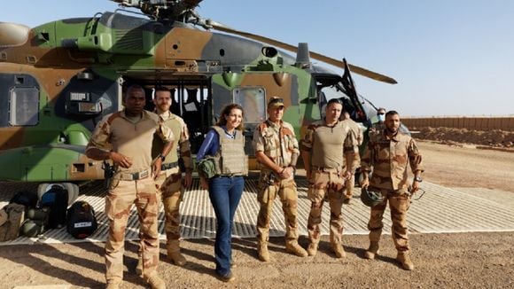 "20 Heures" de TF1 : Anne-Claire Coudray au Mali avec les soldats de Barkhane