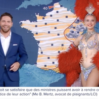 LCI : Un présentateur météo perturbé par des danseuses du Moulin Rouge