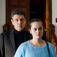 "Loin de chez moi" : TF1 diffuse ce soir son téléfilm avec Marc Lavoine, Marine Delterme et Lucie Fagedet