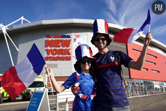 Des supporters avant le match France/Italie