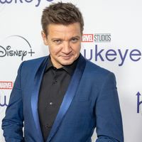 Jeremy Renner ("Avengers") dans "un état critique" après une opération de déneigement