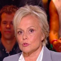 "Je ne fais pas de cinéma car je suis homosexuelle" : les confidences bouleversantes de Muriel Robin dans "Quelle époque!"