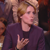 "Laissez-moi juste finir la phrase, bordel !" : Caroline Fourest agacée par Christophe Dechavanne dans "Quelle époque!"